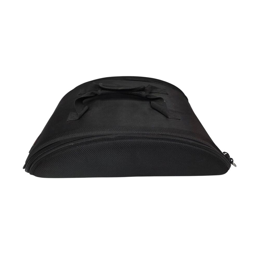 The Pampered Chef domed insulated zip stoneware carrier #2137 Casserole